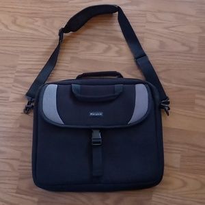Targus laptop bag shoulder strap computer messenger briefcase excellent